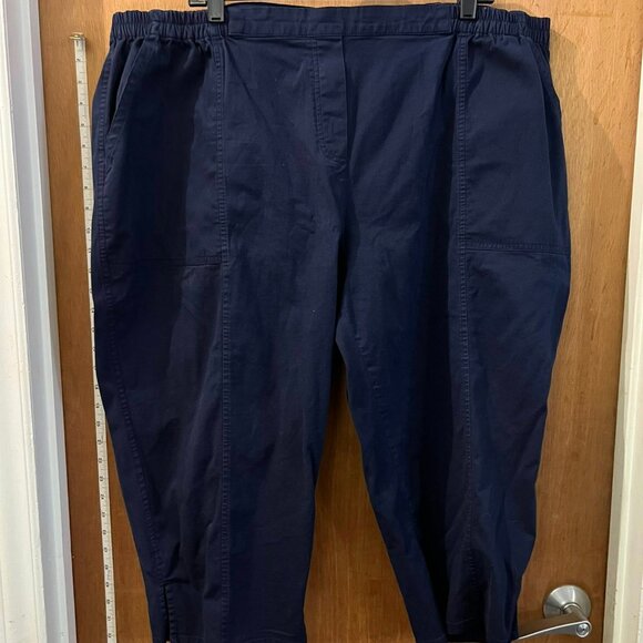 Size 3X - Cathy Daniels - Navy Pull-On Capri Pants - W42"/L20" - Picture 1 of 5